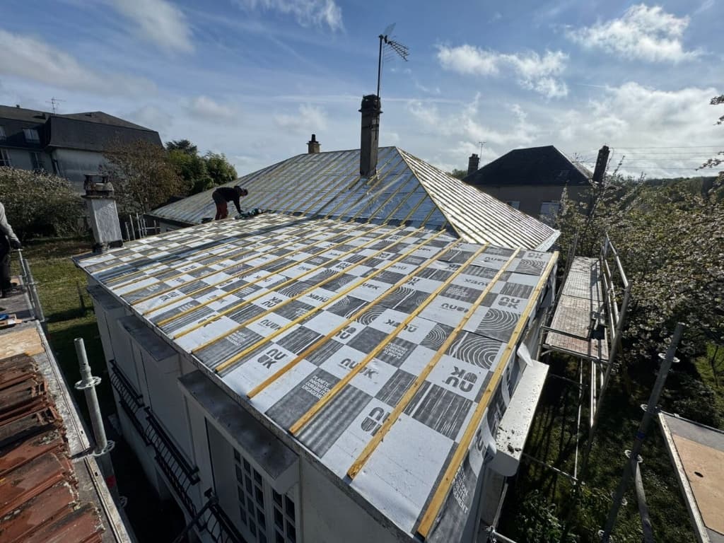 Confort d'été : L'importance de l'isolation sous-toiture